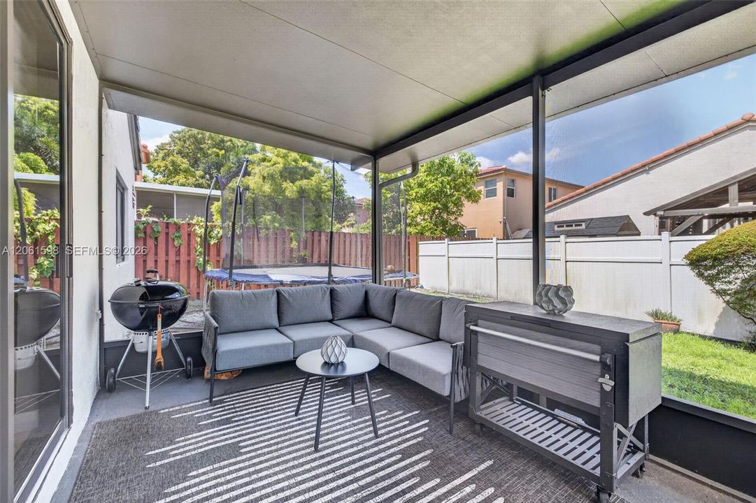 Active With Contract: $650,000 (3 beds, 2 baths, 1876 Square Feet)