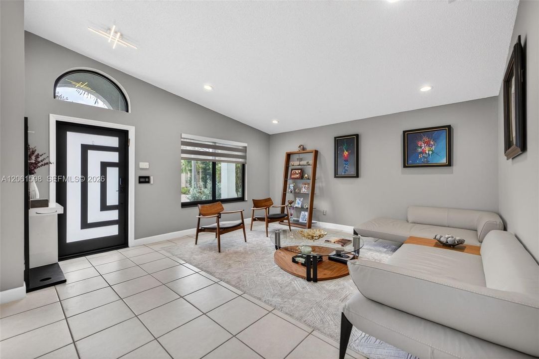 Active With Contract: $650,000 (3 beds, 2 baths, 1876 Square Feet)