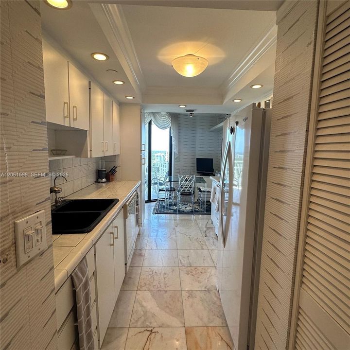 В аренду: $3,500 (1 спален, 2 ванн, 1164 Квадратных фут)