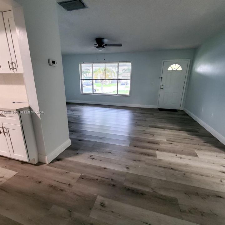 En Renta: $3,400 (3 camas, 2 baños, 1495 Pies cuadrados)