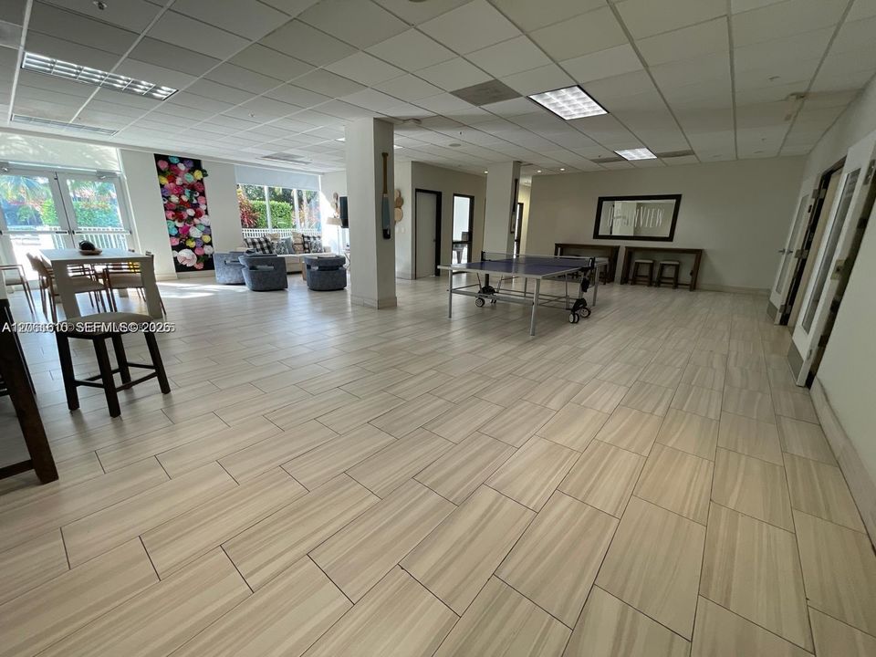 En Venta: $396,000 (2 camas, 2 baños, 1525 Pies cuadrados)