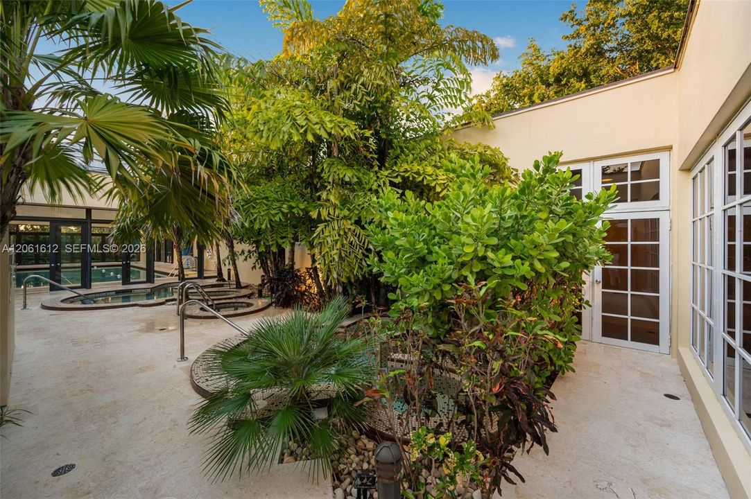 En Venta: $379,000 (2 camas, 2 baños, 1312 Pies cuadrados)