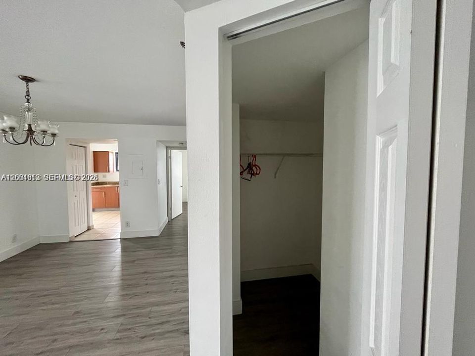 На продажу: $350,000 (3 спален, 2 ванн, 1181 Квадратных фут)