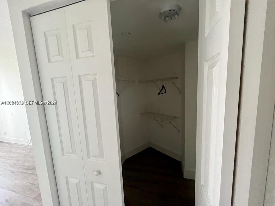На продажу: $350,000 (3 спален, 2 ванн, 1181 Квадратных фут)