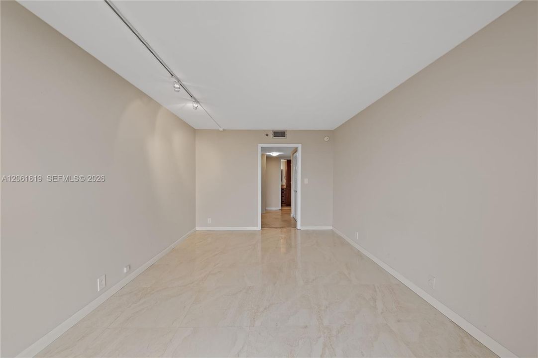 En Venta: $470,000 (2 camas, 2 baños, 1456 Pies cuadrados)