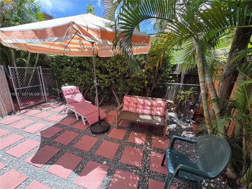 En Renta: $2,500 (2 camas, 1 baños, 3328 Pies cuadrados)