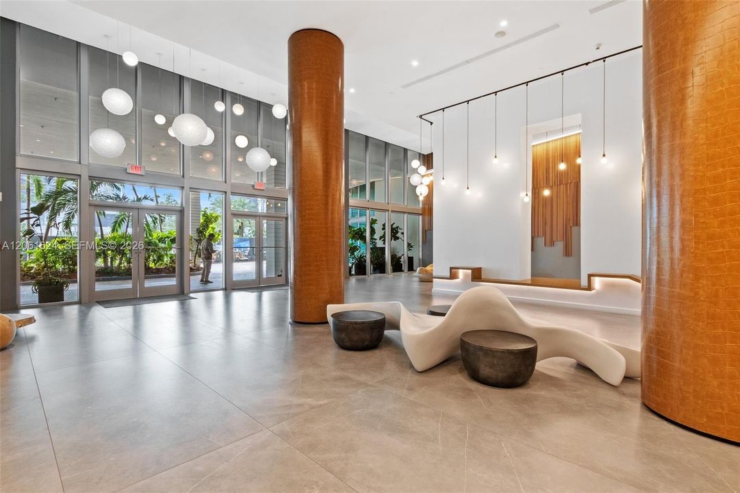 На продажу: $475,000 (2 спален, 2 ванн, 1030 Квадратных фут)