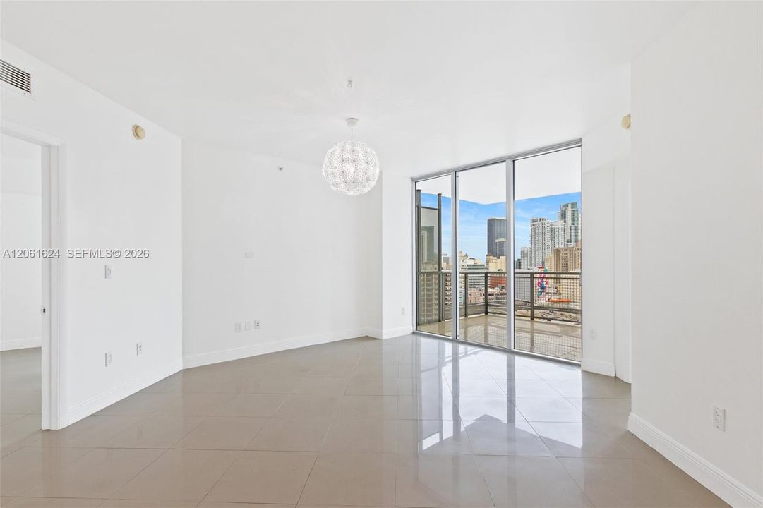На продажу: $475,000 (2 спален, 2 ванн, 1030 Квадратных фут)