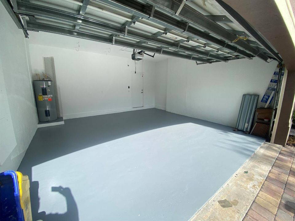 2 Vehicle Garage