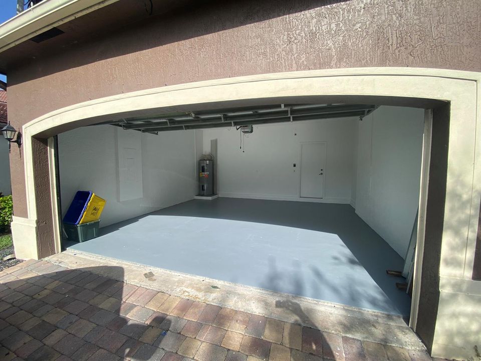 2 Vehicle Garage