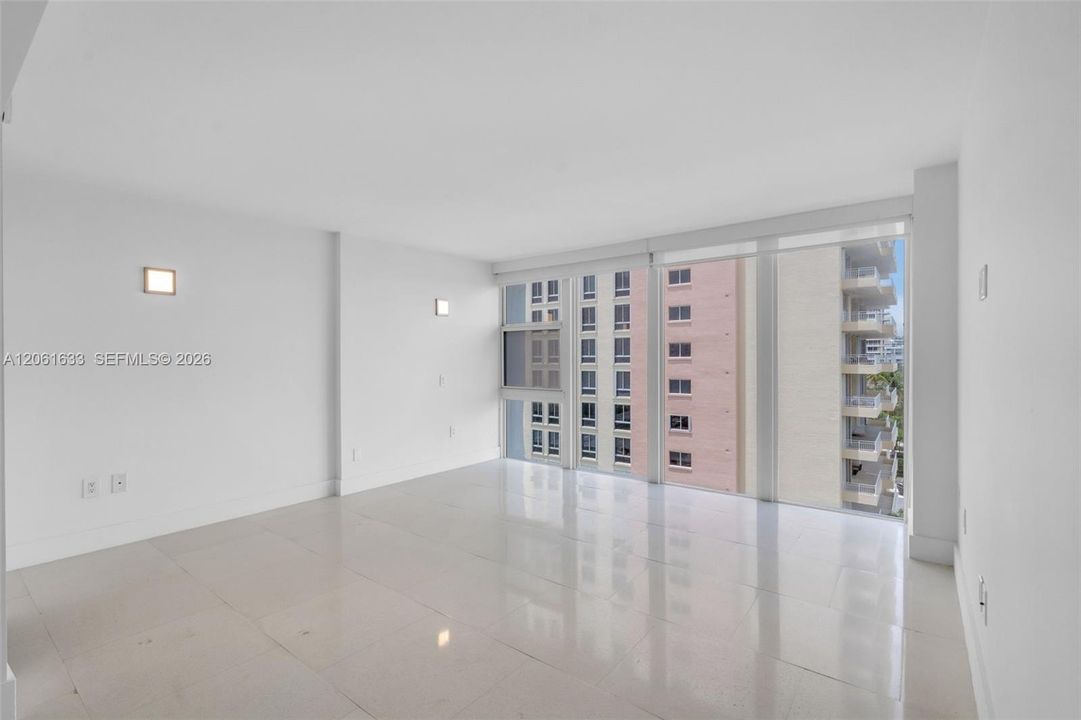 En Venta: $3,595,000 (3 camas, 3 baños, 3120 Pies cuadrados)