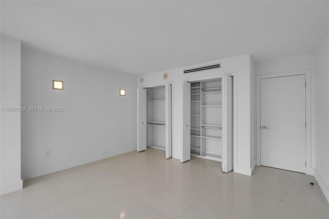 En Venta: $3,595,000 (3 camas, 3 baños, 3120 Pies cuadrados)