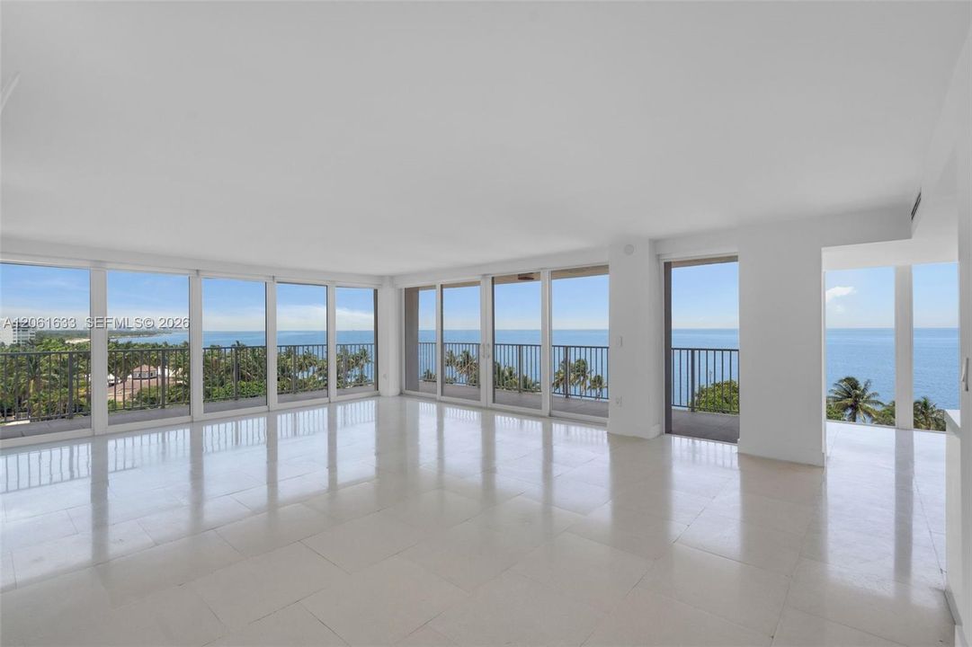 En Venta: $3,595,000 (3 camas, 3 baños, 3120 Pies cuadrados)