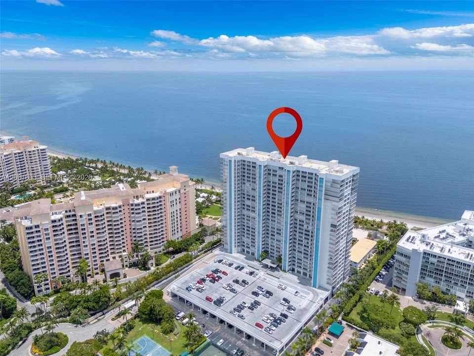 En Venta: $3,595,000 (3 camas, 3 baños, 3120 Pies cuadrados)