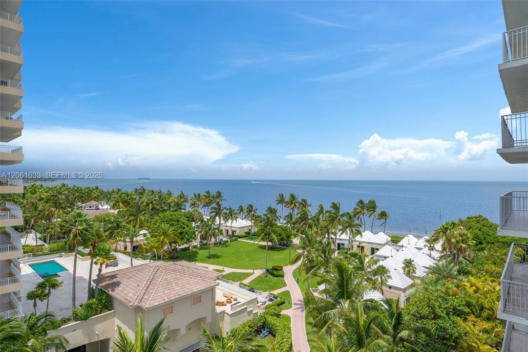 En Venta: $3,595,000 (3 camas, 3 baños, 3120 Pies cuadrados)