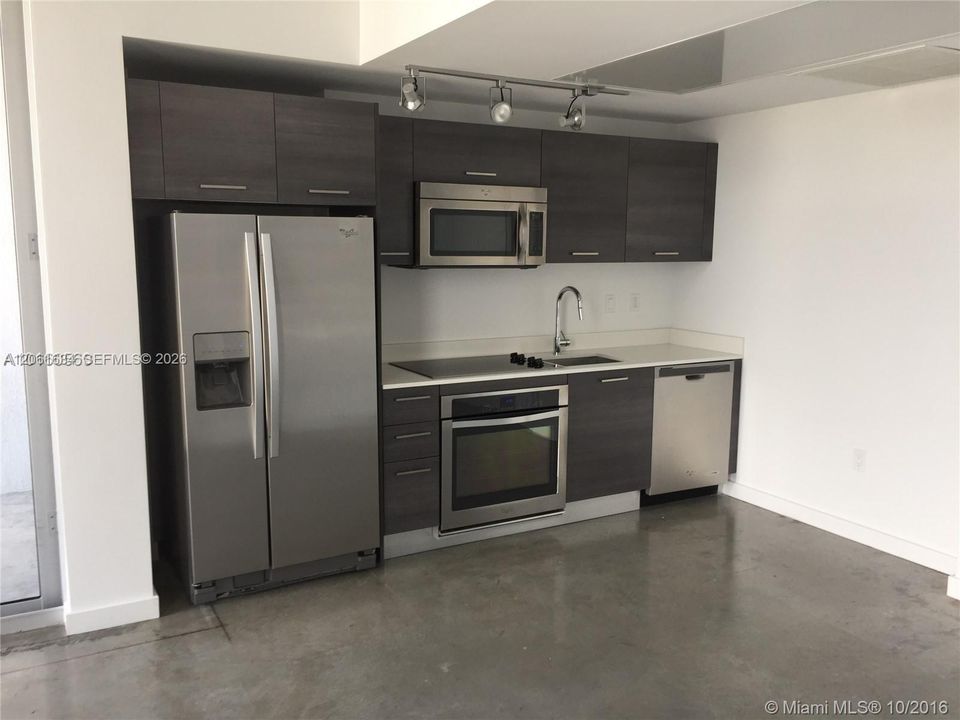 На продажу: $475,000 (1 спален, 1 ванн, 446 Квадратных фут)
