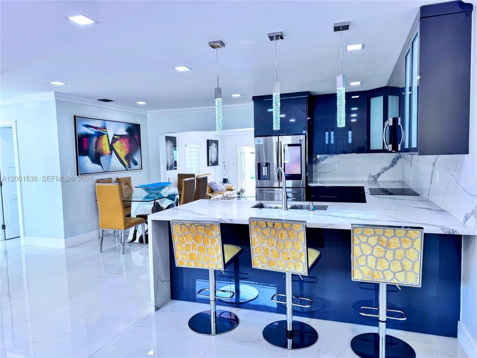 En Renta: $4,600 (4 camas, 2 baños, 1673 Pies cuadrados)
