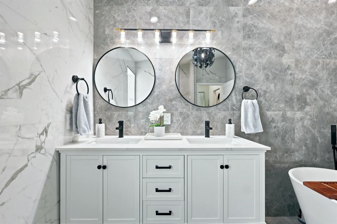 Master Bath 4