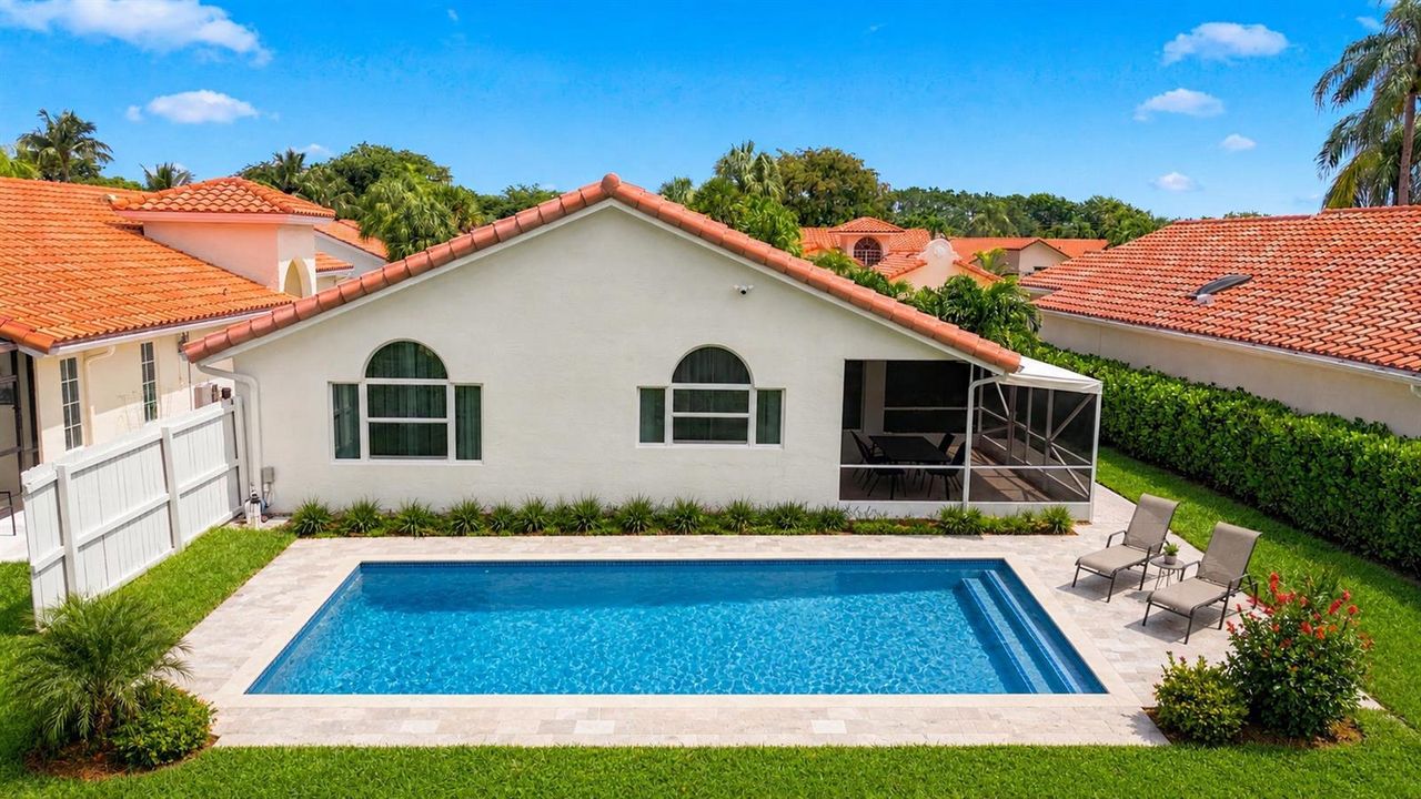 Backyard Pool 2.png