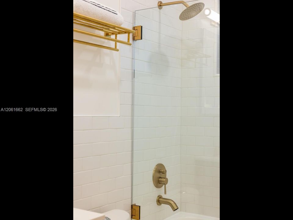 Large Second En-suite