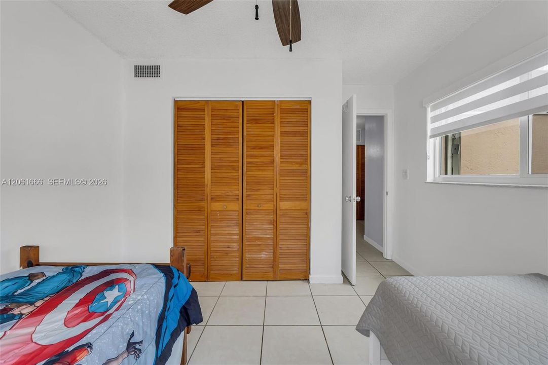 En Venta: $450,000 (3 camas, 2 baños, 1592 Pies cuadrados)