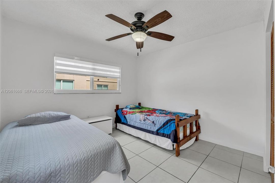 En Venta: $450,000 (3 camas, 2 baños, 1592 Pies cuadrados)