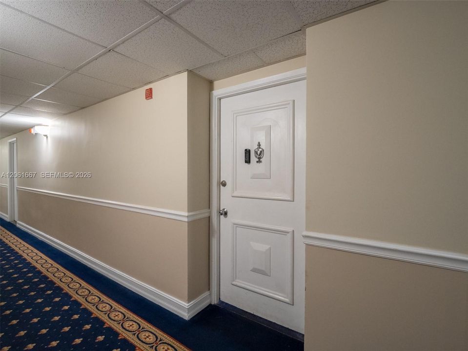 В аренду: $4,200 (2 спален, 2 ванн, 1241 Квадратных фут)