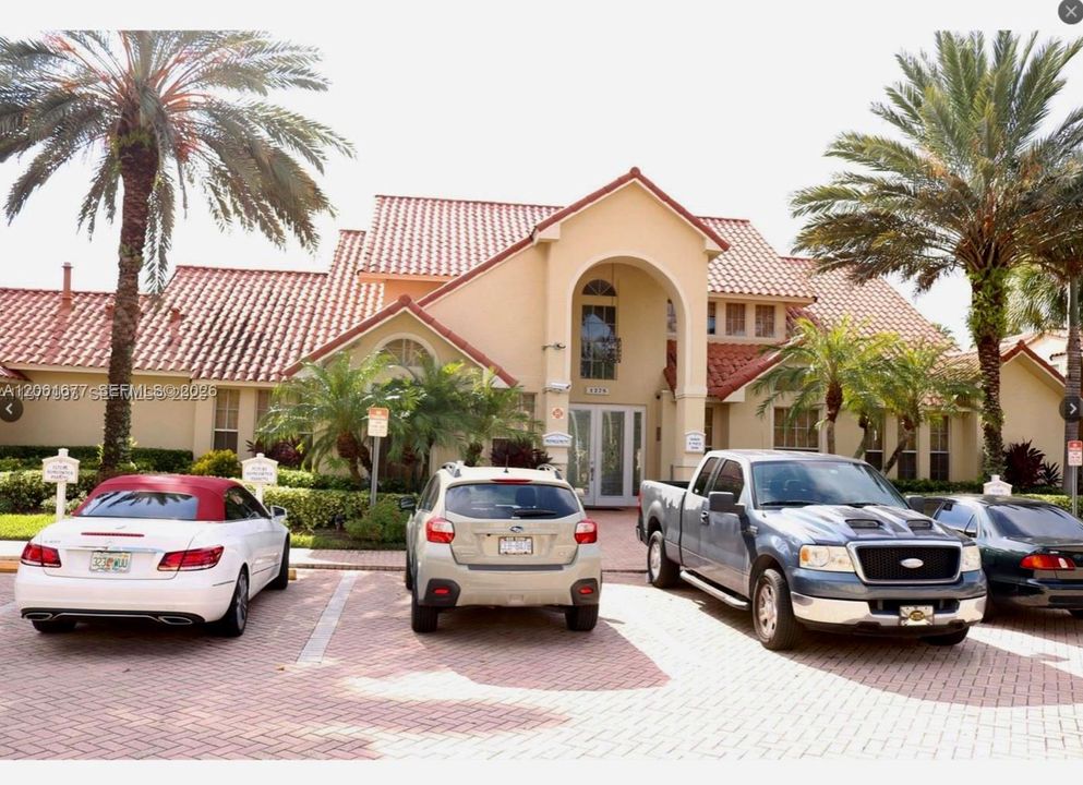 В аренду: $1,690 (1 спален, 1 ванн, 785 Квадратных фут)