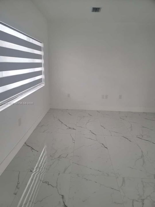 En Renta: $2,600 (2 camas, 2 baños, 1800 Pies cuadrados)