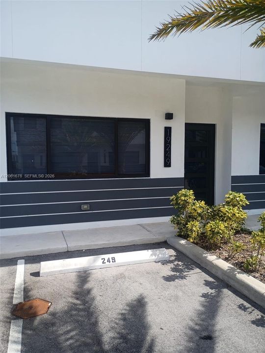 En Renta: $2,600 (2 camas, 2 baños, 1800 Pies cuadrados)