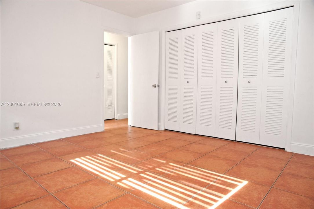 В аренду: $1,595 (1 спален, 1 ванн, 650 Квадратных фут)