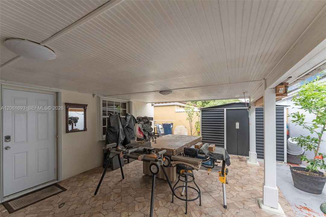 En Venta: $599,000 (3 camas, 3 baños, 1615 Pies cuadrados)