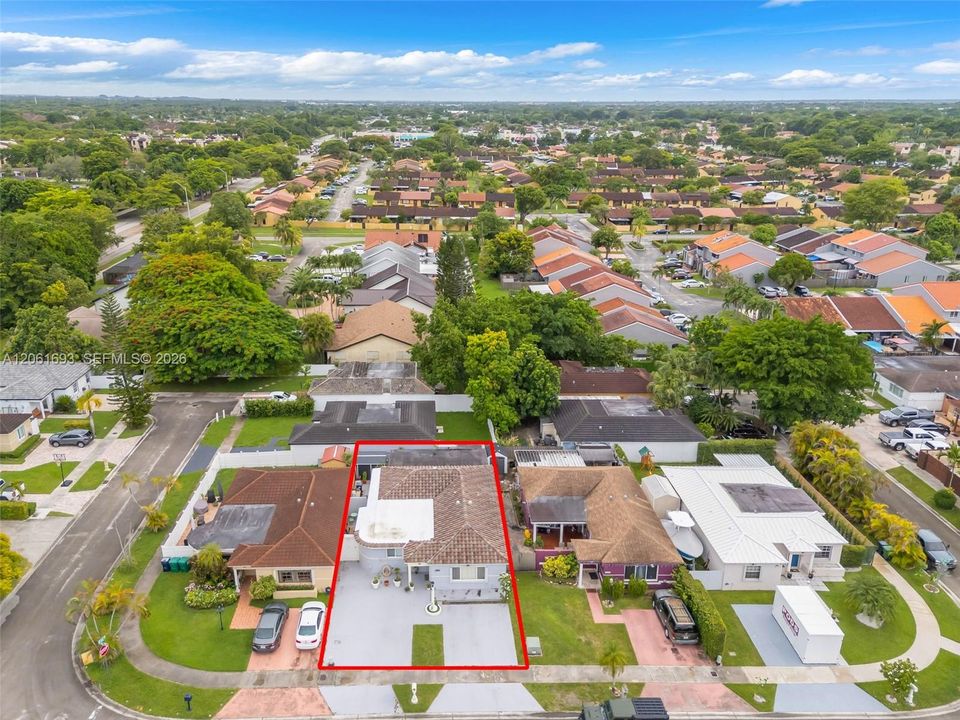 En Venta: $599,000 (3 camas, 3 baños, 1615 Pies cuadrados)