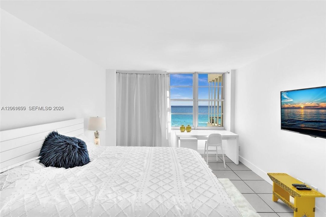 В аренду: $4,800 (2 спален, 2 ванн, 1030 Квадратных фут)