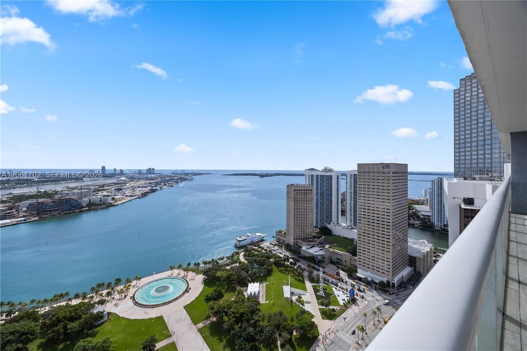 En Venta: $820,000 (2 camas, 2 baños, 1322 Pies cuadrados)