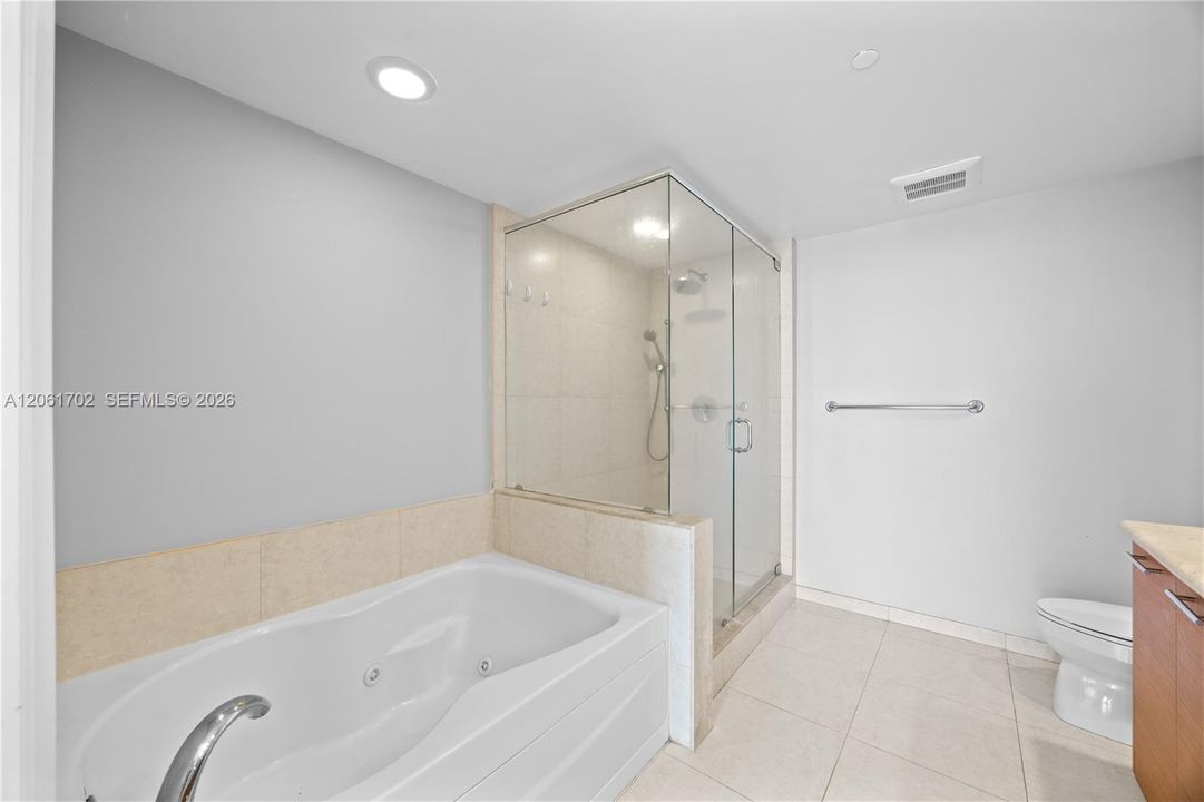 En Venta: $820,000 (2 camas, 2 baños, 1322 Pies cuadrados)