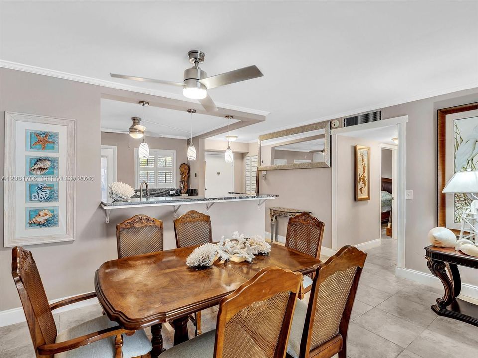 En Venta: $318,000 (2 camas, 2 baños, 1144 Pies cuadrados)