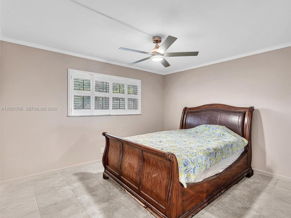 En Venta: $318,000 (2 camas, 2 baños, 1144 Pies cuadrados)