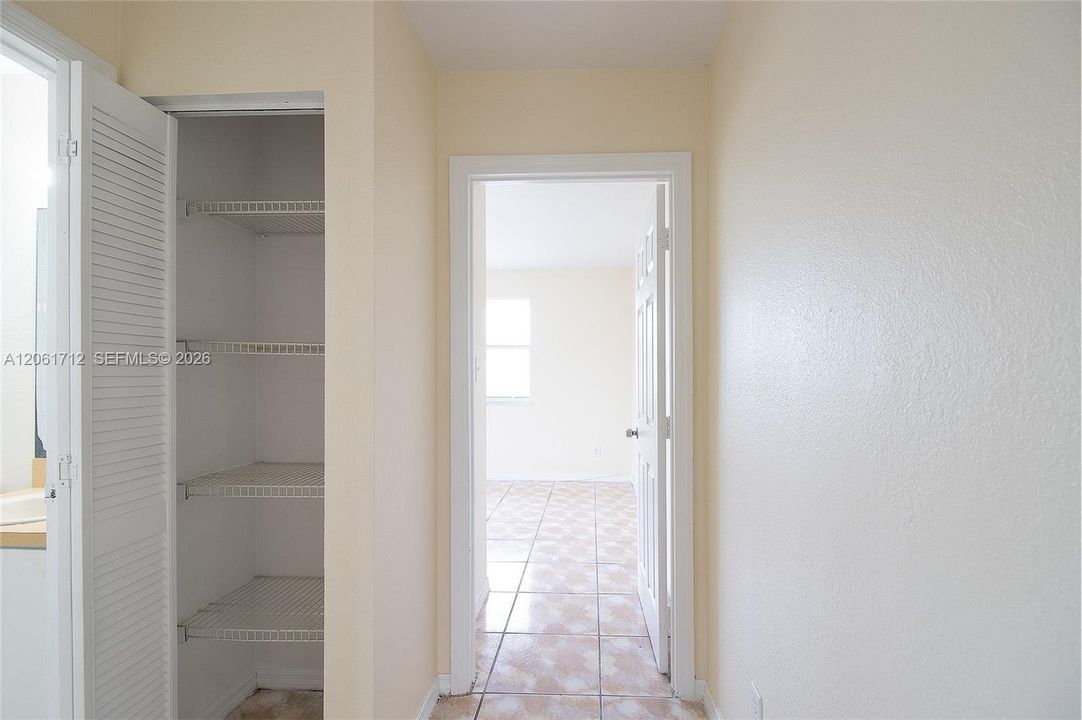 En Renta: $2,450 (3 camas, 2 baños, 1459 Pies cuadrados)