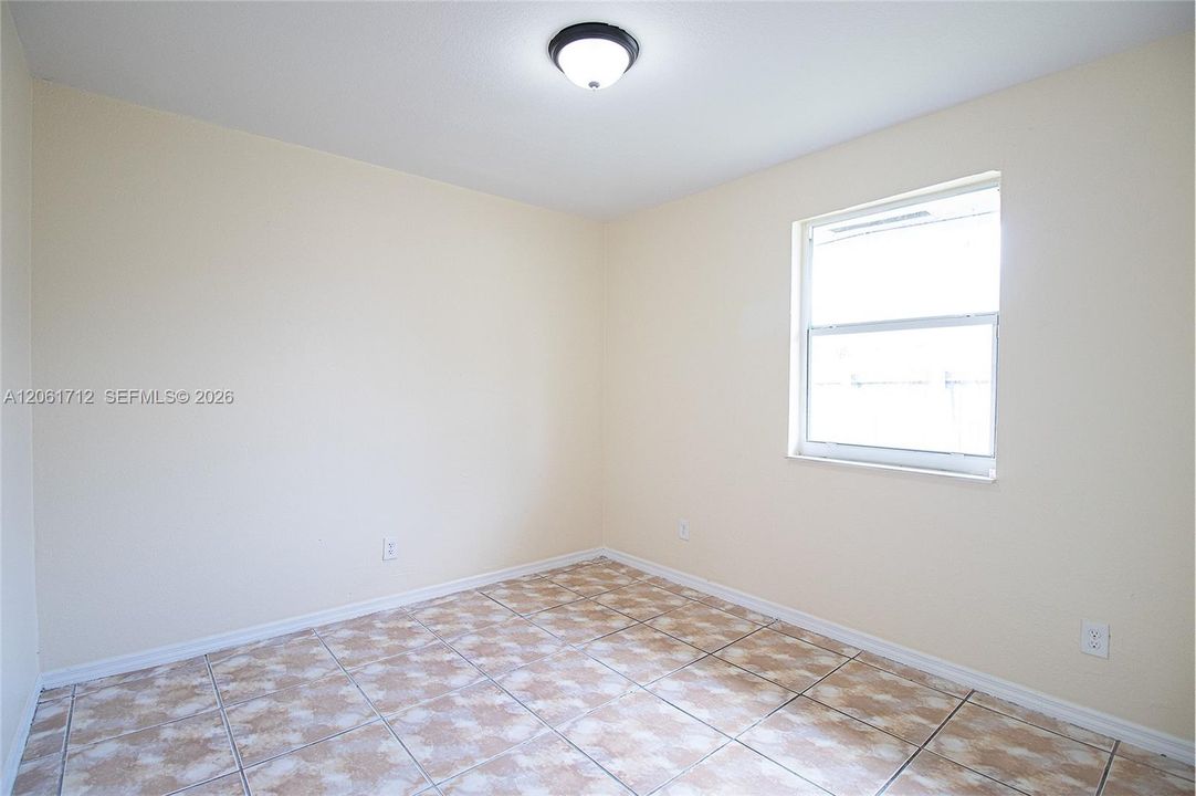En Renta: $2,450 (3 camas, 2 baños, 1459 Pies cuadrados)