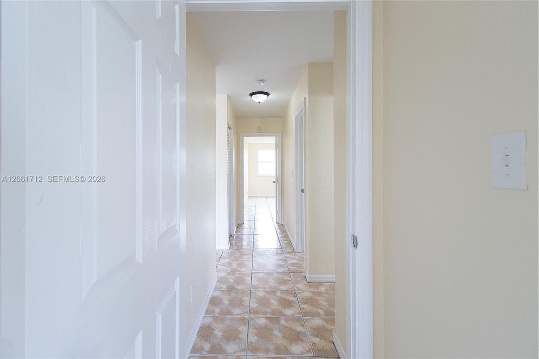 En Renta: $2,450 (3 camas, 2 baños, 1459 Pies cuadrados)