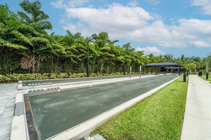 Bocce Ball