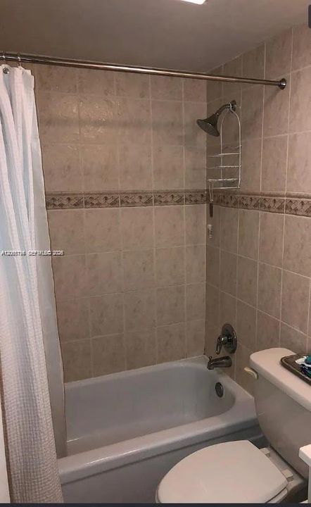 На продажу: $335,000 (2 спален, 2 ванн, 1200 Квадратных фут)