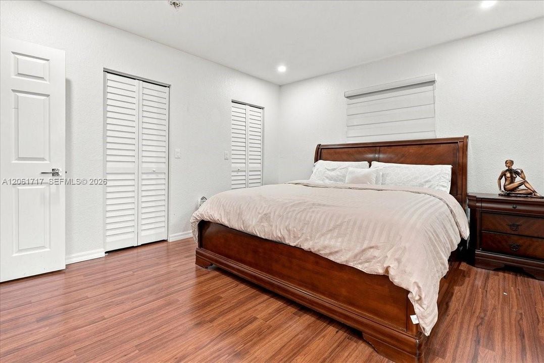 На продажу: $475,000 (3 спален, 2 ванн, 1458 Квадратных фут)