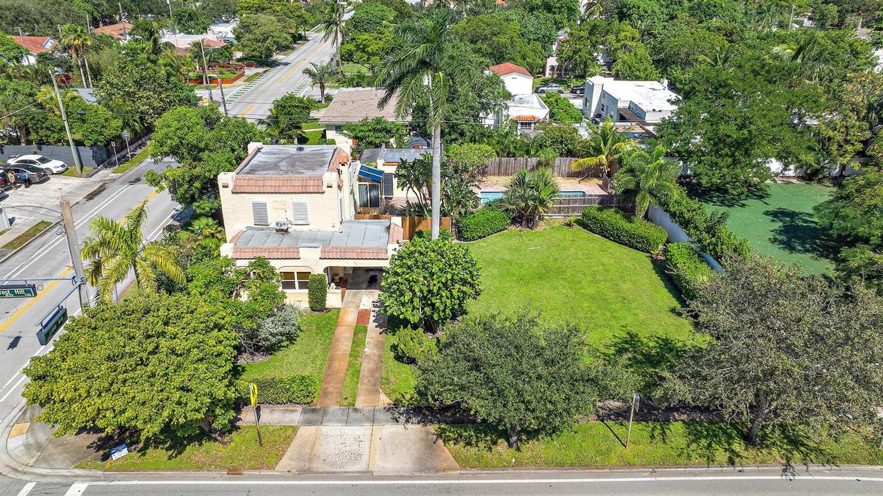 735 Forest Hill Blvd-14