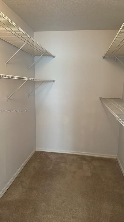 В аренду: $1,650 (1 спален, 1 ванн, 760 Квадратных фут)