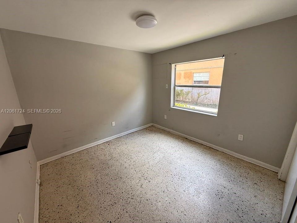 En Renta: $2,000 (2 camas, 1 baños, 4622 Pies cuadrados)