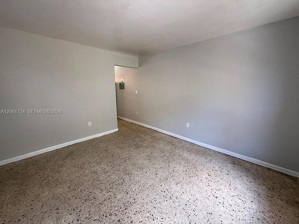 En Renta: $2,000 (2 camas, 1 baños, 4622 Pies cuadrados)
