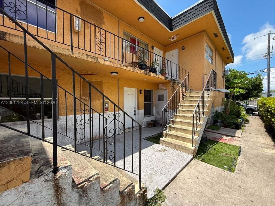 En Renta: $2,000 (2 camas, 1 baños, 4622 Pies cuadrados)