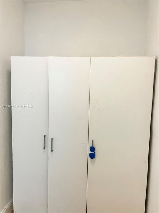 В аренду: $1,600 (0 спален, 1 ванн, 465 Квадратных фут)